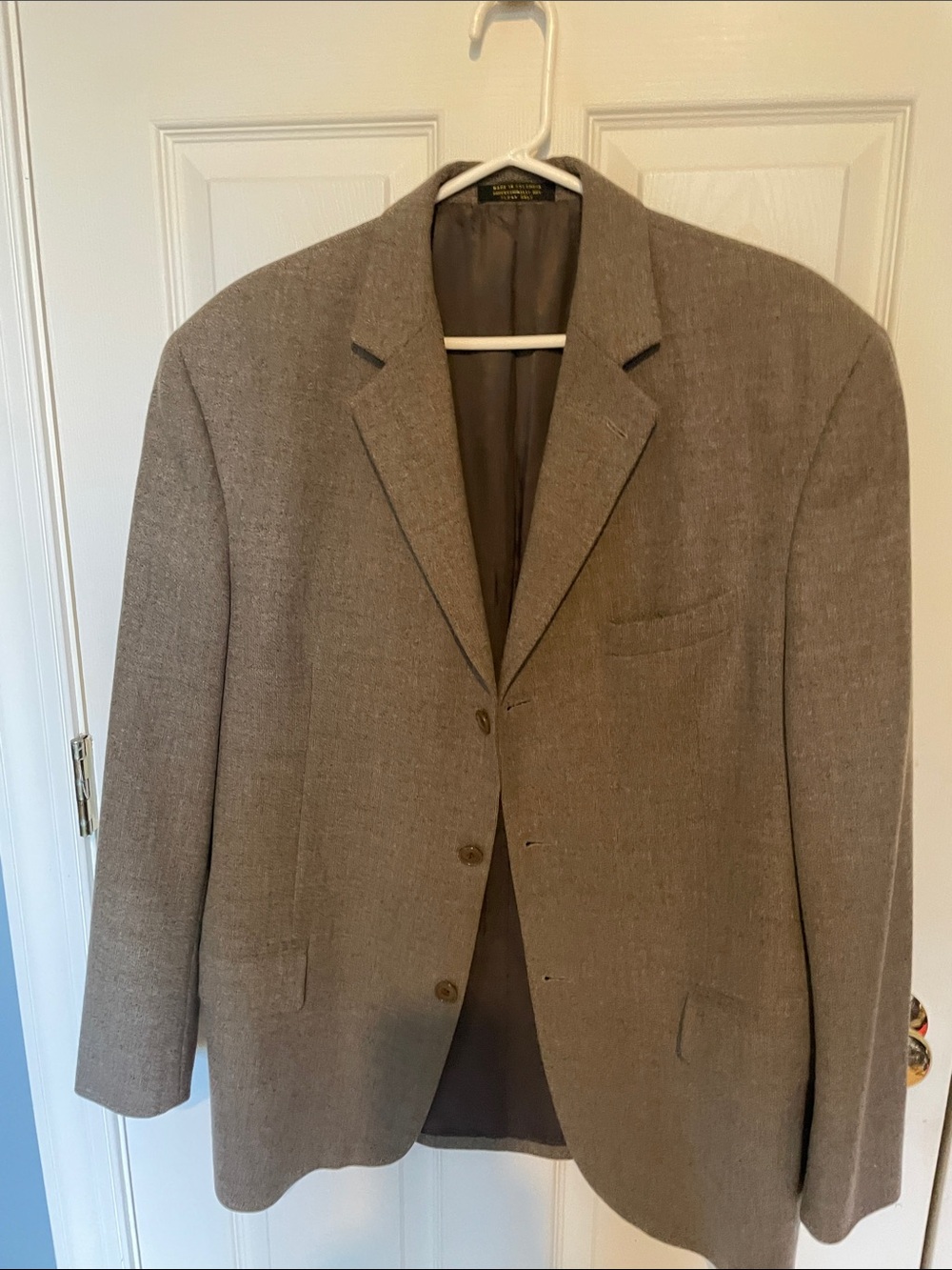 Men's wool/cashmere blend Blazer by Andrew Fezza, New York size 44r